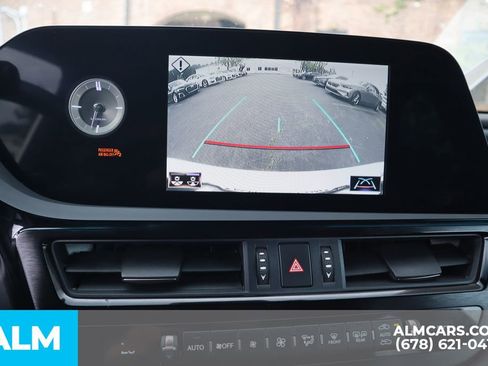 Used 2022 Lexus ES 300h w/ Premium Package image 35