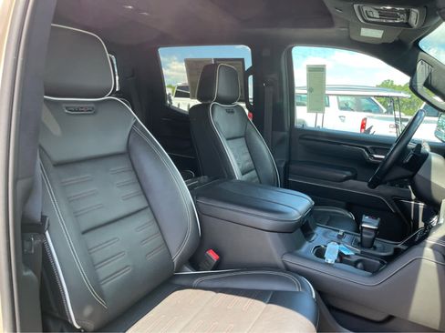 Used 2023 GMC Sierra 1500 AT4X AWD/4WD image 26