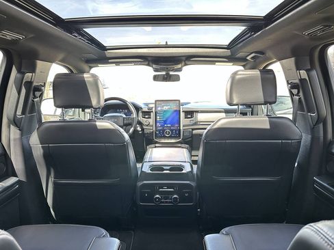 Used 2024 Ford Expedition Max Platinum AWD/4WD image 34