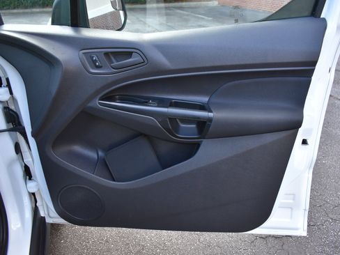 Used 2018 Ford Transit Connect XL image 34