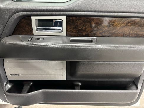 Used 2013 Ford F150 Platinum image 16