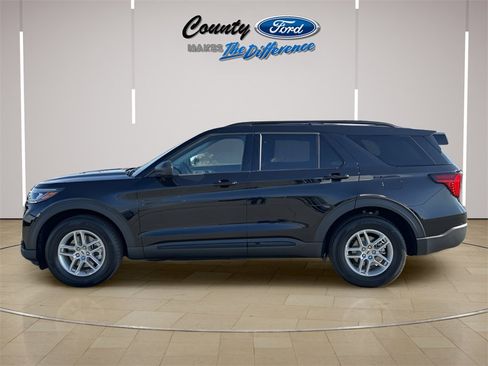 New 2026 Ford Explorer Active image 3
