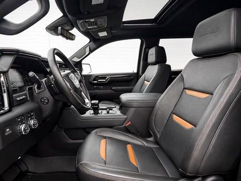 Used 2024 GMC Sierra 1500 AT4 w/ Technology Package image 11