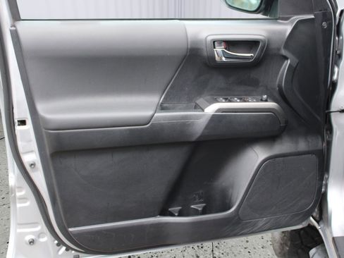 Used 2019 Toyota Tacoma image 43
