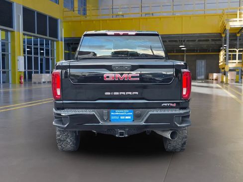 Used 2022 GMC Sierra 2500 AT4 w/ Gooseneck/5TH Wheel Package AWD/4WD image 6