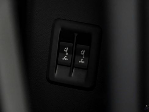 Used 2025 Lexus GX 550 w/ Accessory Package (2T) image 83