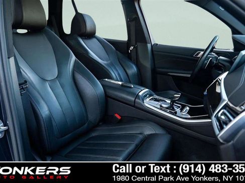 Used 2021 BMW X5 xDrive40i w/ Premium Package 2 image 23