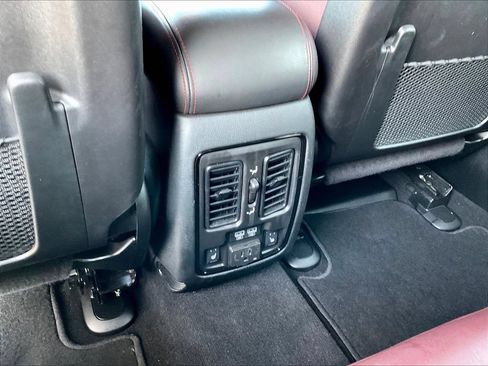 Used 2025 Dodge Durango R/T AWD/4WD image 12