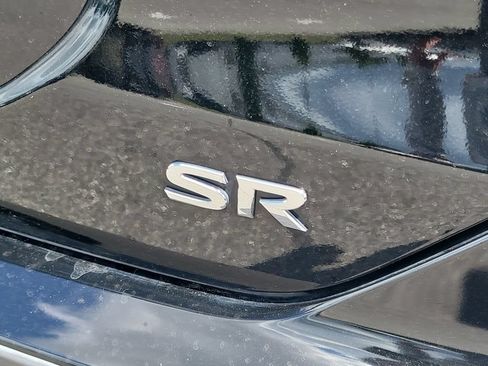 Used 2021 Nissan Kicks SR FWD image 7