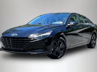 Used 2022 Hyundai Elantra SEL FWD video 1