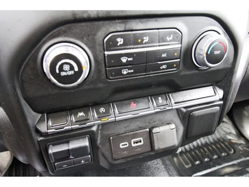 Used 2024 Chevrolet Silverado 1500 W/T w/ WT Value Package AWD/4WD image 29