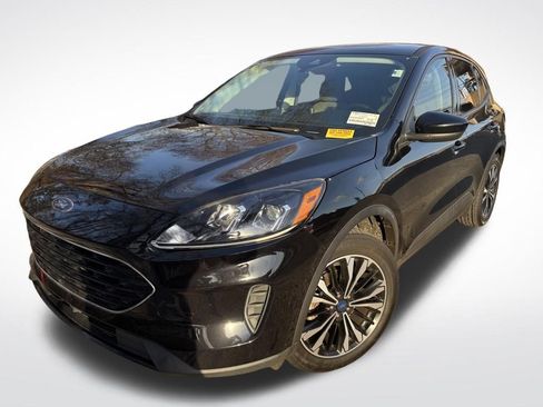 Used 2022 Ford Escape SE w/ SE Sport Appearance Package image 9