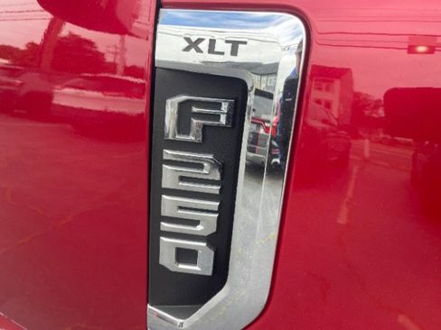 Used 2020 Ford F250 XLT w/ XLT Value Package AWD/4WD image 17