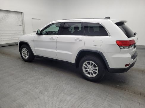 Used 2018 Jeep Grand Cherokee Laredo image 3