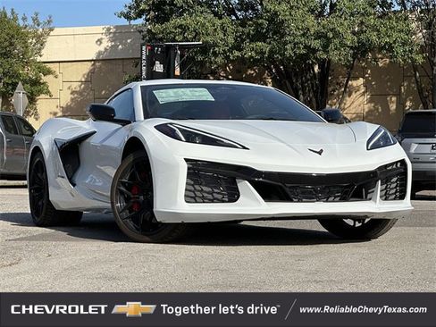 New 2025 Chevrolet Corvette Z06 image 2