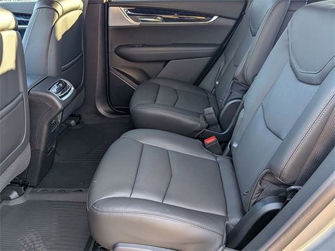 New 2025 Cadillac XT6 Premium Luxury w/ LPO, Floor Liner Package image 23