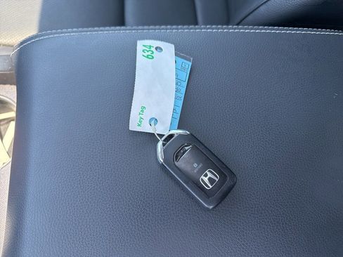 Used 2025 Honda Ridgeline RTL image 9