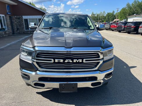 Used 2020 RAM 1500 Laramie AWD/4WD image 2
