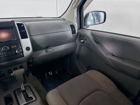 Used 2013 Nissan Frontier SV w/ SV Value Truck Pkg image 26