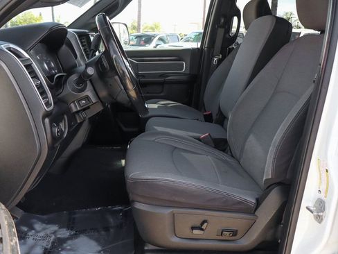 Used 2022 RAM 2500 Big Horn w/ Level A Equipment Group AWD/4WD image 19
