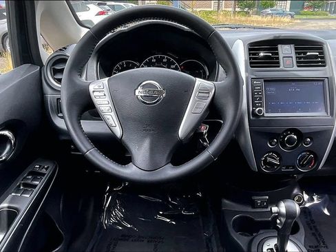 Used 2019 Nissan Versa Note SV FWD image 6