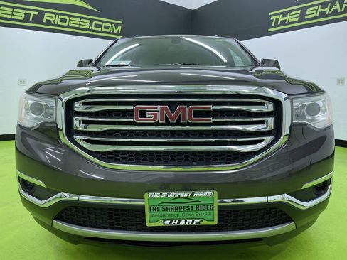 Used 2019 GMC Acadia SLE image 3