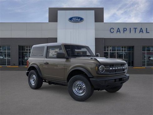 New 2025 Ford Bronco 2-Door image 7
