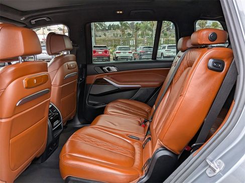 Used 2023 BMW X7 xDrive40i w/ M Sport Package image 38