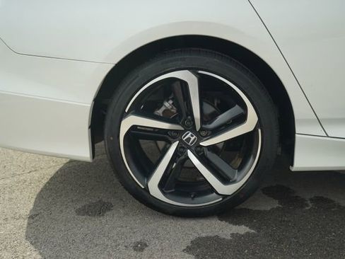 Used 2022 Honda Accord Sport image 41