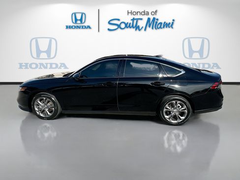Certified 2023 Honda Accord EX image 4