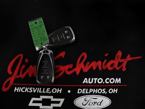 Used 2018 Chevrolet Equinox LT image 38