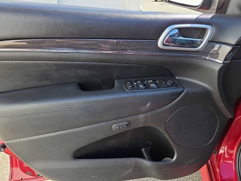 Used 2015 Jeep Grand Cherokee High Altitude image 13