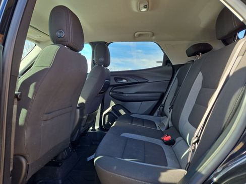 Used 2023 Chevrolet TrailBlazer LT w/ Convenience Package image 13