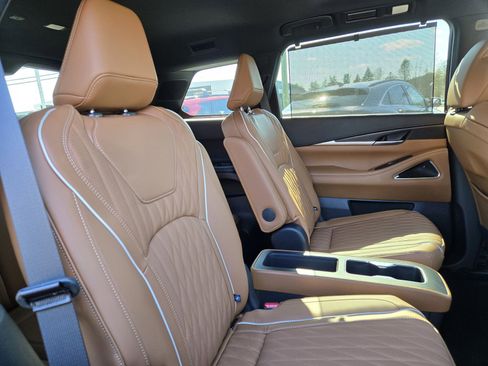 New 2026 INFINITI QX60 Autograph w/ Dark Cargo Package image 11