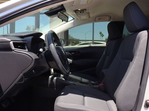 Used 2024 Toyota Corolla LE FWD image 38
