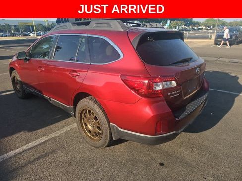 Used 2015 Subaru Outback 2.5i Limited AWD/4WD image 5