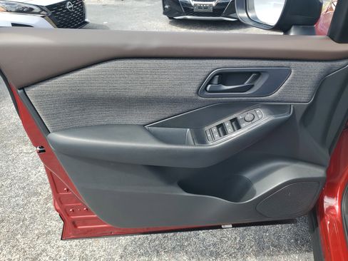 Certified 2023 Nissan Rogue S FWD image 9
