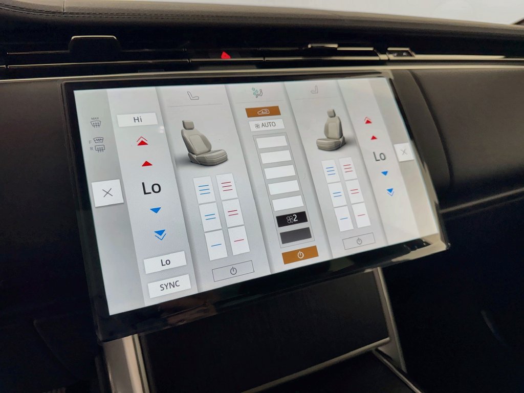 New 2027 Land Rover Range Rover SE AWD/4WD image 16