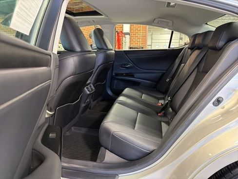 Used 2023 Lexus ES 350 w/ Premium Package image 26