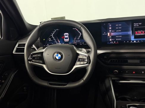 Used 2025 BMW 330i xDrive Sedan AWD/4WD image 15