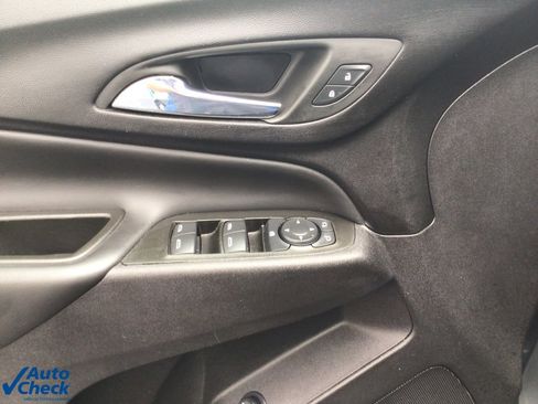 Used 2024 Chevrolet Equinox LT image 13