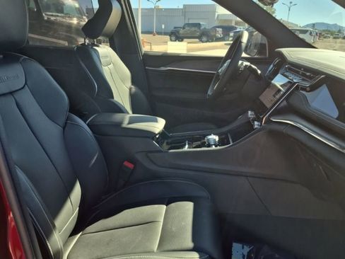 New 2024 Jeep Grand Cherokee Overland w/ Advanced Protech Group III image 29