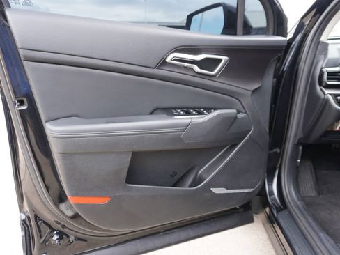 Used 2023 Kia Sportage EX FWD image 8