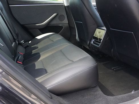 Used 2025 Tesla Model 3 Long Range RWD image 33