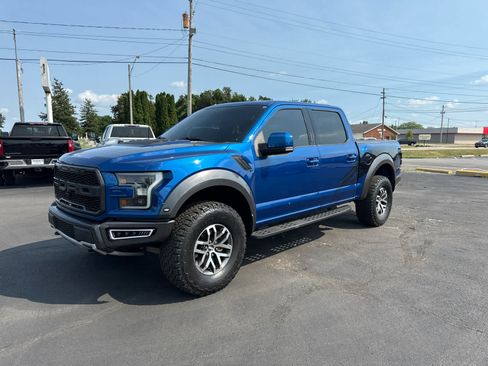 Used 2017 Ford F150 Raptor w/ Equipment Group 802A Luxury AWD/4WD image 1
