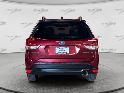 Certified 2024 Subaru Forester Premium AWD/4WD image 7