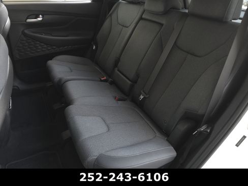 Used 2023 Hyundai Santa Fe SEL FWD image 31
