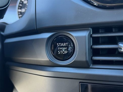 Certified 2025 Nissan Pathfinder S image 20