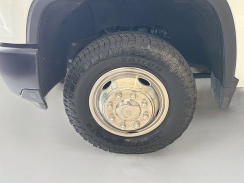 Used 2024 Chevrolet Silverado 3500 W/T AWD/4WD image 23