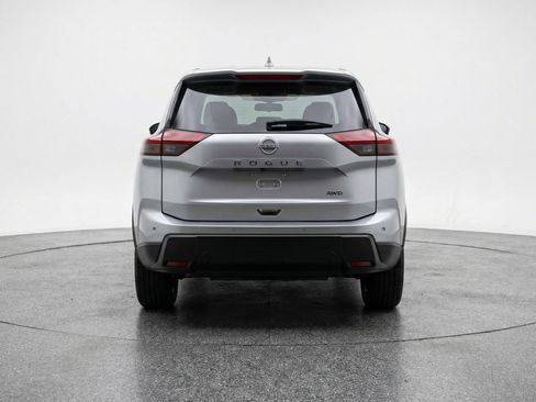 Used 2025 Nissan Rogue SV FWD image 7
